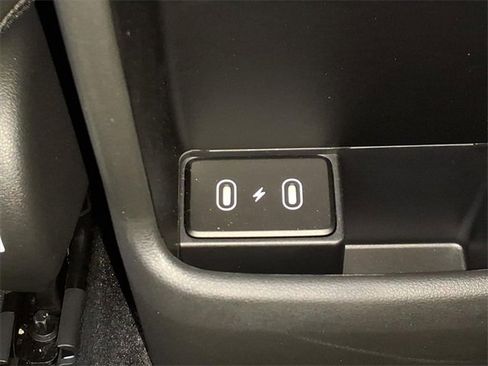 Certified 2025 Hyundai Kona Limited image 13