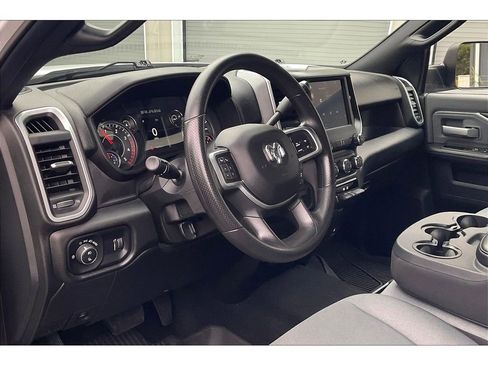 Used 2022 RAM 2500 Big Horn w/ Cold Weather Group image 14