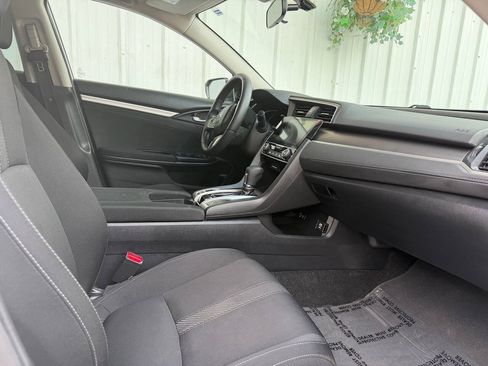Used 2018 Honda Civic EX image 13