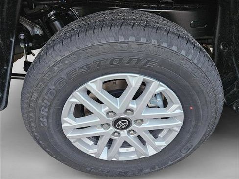New 2026 Toyota Tundra SR5 AWD/4WD image 10