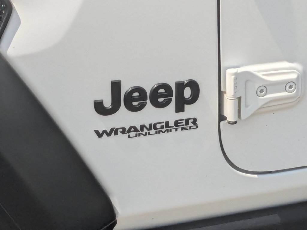 Certified 2022 Jeep Wrangler Unlimited Sport AWD/4WD image 10