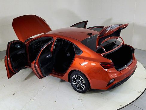 Used 2023 Kia Forte LXS w/ LXS Technology Package image 26