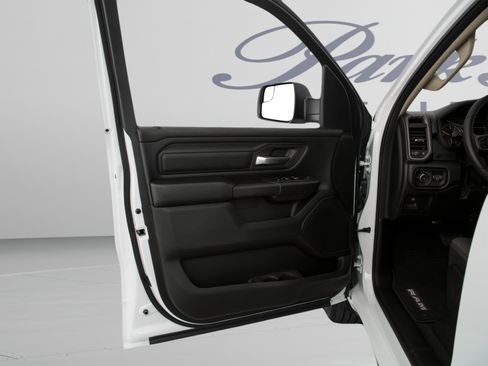 Used 2022 RAM 1500 Big Horn AWD/4WD image 13