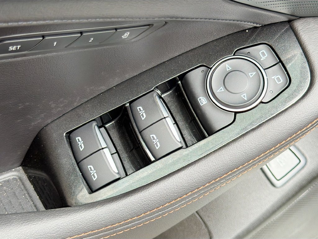 Used 2025 Cadillac CT5 V RWD image 18