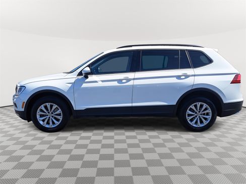 Used 2020 Volkswagen Tiguan S image 8