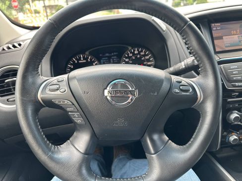 Used 2015 Nissan Pathfinder SV w/ Trailer Tow Package AWD/4WD image 17