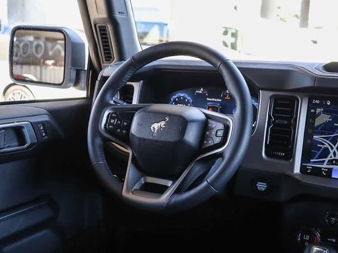 New 2026 Ford Bronco Outer Banks w/ Sasquatch Package image 16