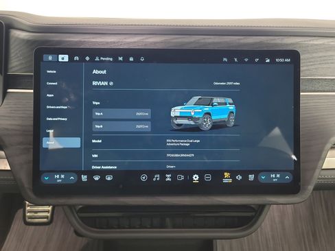 Used 2024 Rivian R1S Adventure AWD/4WD image 29
