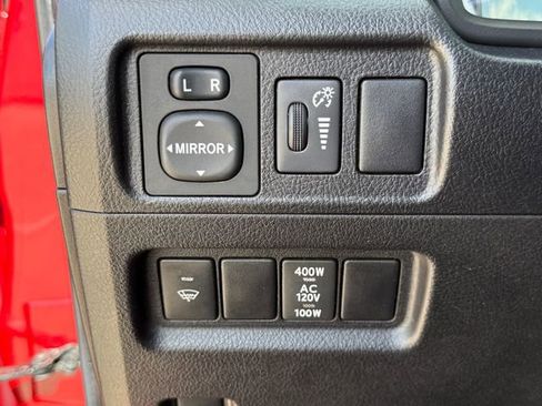 Used 2016 Toyota 4Runner SR5 Premium image 19