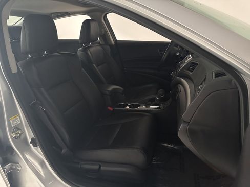 Used 2013 Acura ILX w/ Premium Package image 33