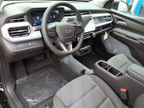 New 2027 Chevrolet Bolt LT w/ Comfort Package FWD image 6