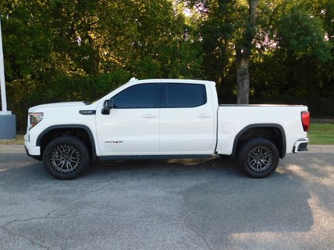 Used 2022 GMC Sierra 1500 AT4X AWD/4WD image 9