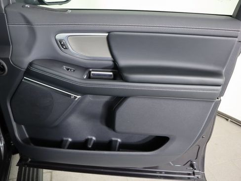 New 2025 Ford Expedition Platinum w/ Driver's Package image 10