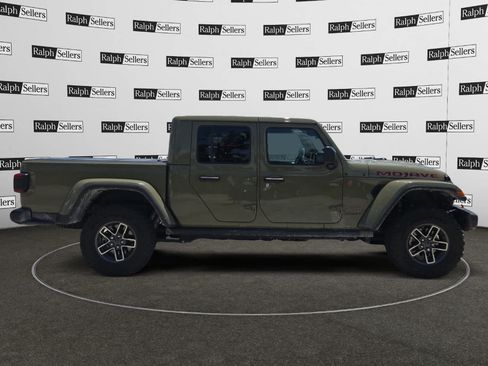 Certified 2025 Jeep Gladiator Mojave AWD/4WD image 7