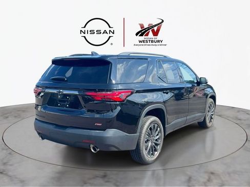 Used 2023 Chevrolet Traverse RS AWD/4WD image 6