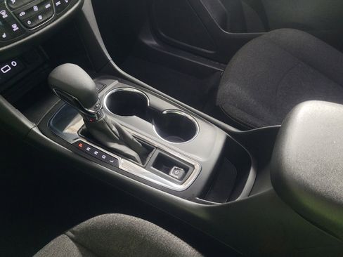 Used 2024 Chevrolet Equinox LT image 26