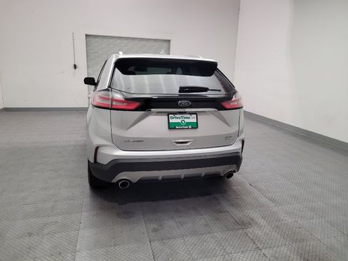 Used 2019 Ford Edge SEL FWD image 6