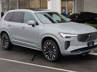 Used 2025 Volvo XC90 B6 Plus video 2