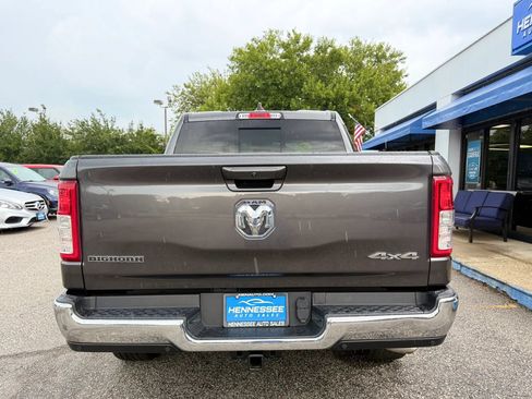 Used 2022 RAM 1500 Big Horn AWD/4WD image 2