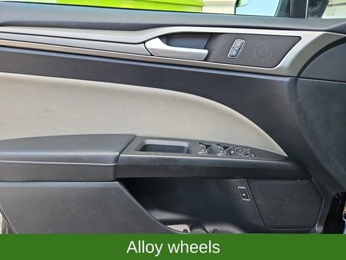 Used 2018 Ford Fusion S image 9