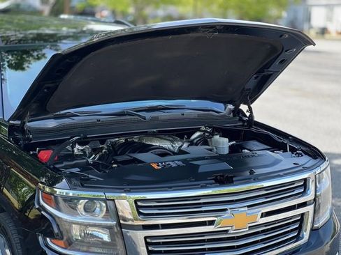 Used 2017 Chevrolet Tahoe Premier AWD/4WD image 45