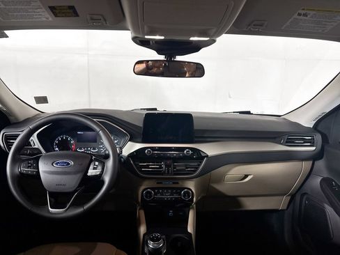 Used 2022 Ford Escape SEL AWD/4WD image 12