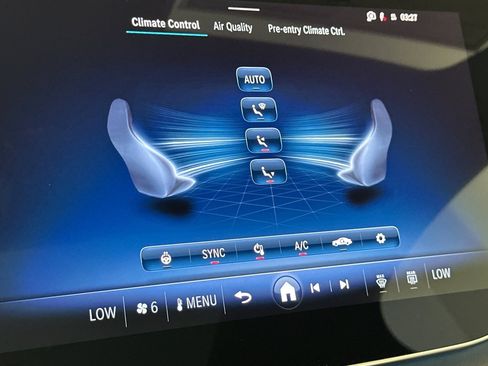 New 2026 Mercedes-Benz E 53 AMG e 4MATIC Sedan image 19