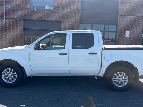 Used 2018 Nissan Frontier SV w/ Value Truck Package image 17
