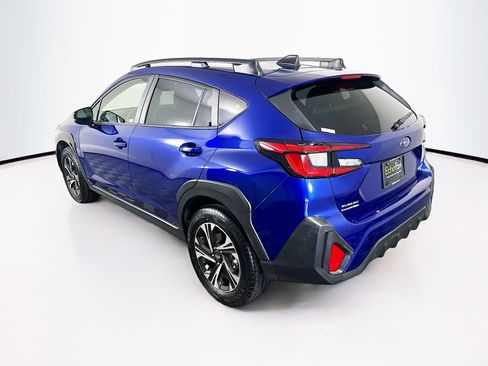 Used 2024 Subaru Crosstrek 2.0i Premium image 5