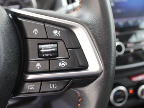 Used 2023 Subaru Crosstrek 2.5i Limited w/ Moonroof Package image 18