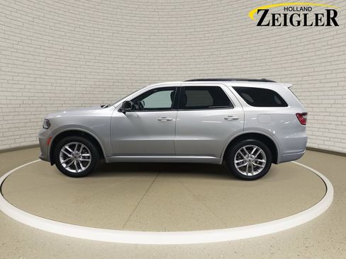 Used 2023 Dodge Durango GT image 8