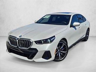 New 2026 BMW 530i xDrive w/ M Sport Package video 1