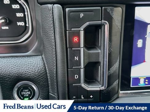 Used 2021 GMC Yukon XL Denali AWD/4WD image 23