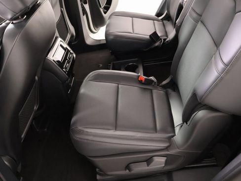 New 2026 Lincoln Aviator Premiere image 12