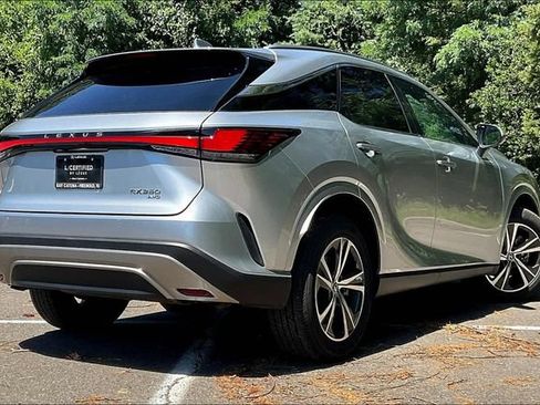 Certified 2023 Lexus RX 350 Premium w/ Accessory Package AWD/4WD image 4