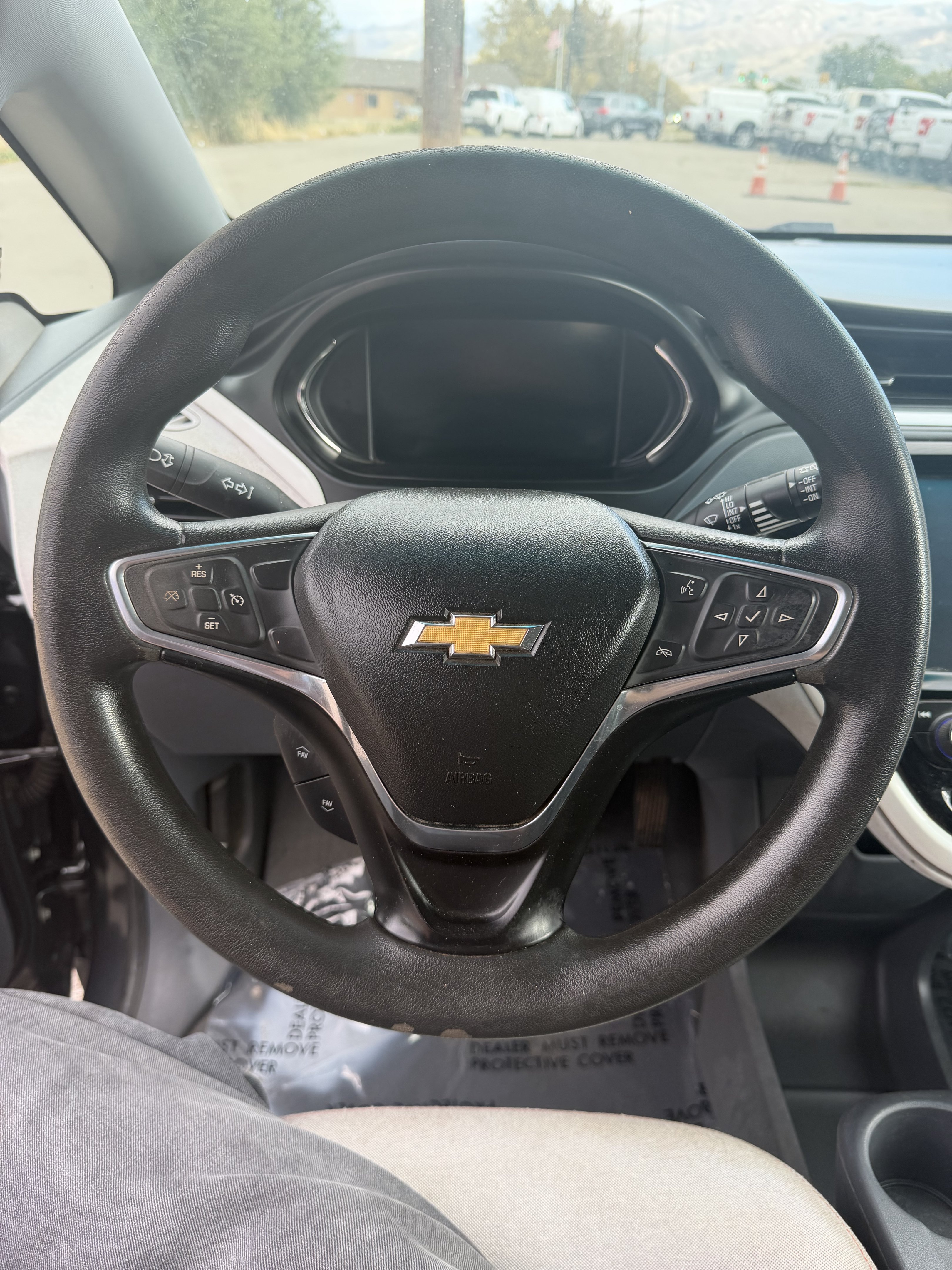 Used 2017 Chevrolet Bolt LT FWD image 22