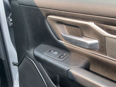 Used 2022 RAM 1500 Big Horn AWD/4WD image 29