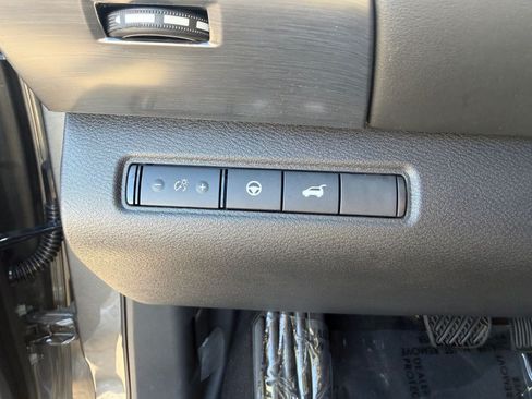 New 2026 Nissan Pathfinder Rock Creek AWD/4WD image 18