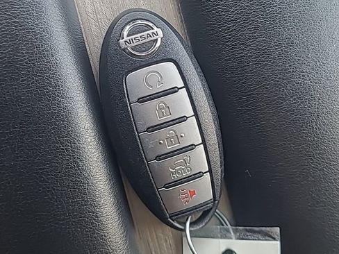 Used 2016 Nissan Murano Platinum image 25