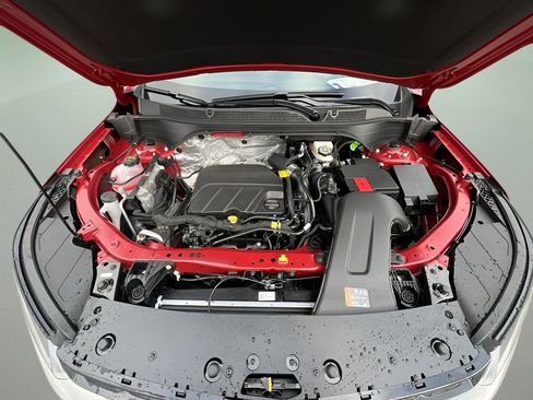 New 2026 Chevrolet Trax RS w/ Sunroof Package image 28