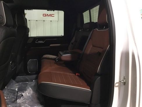 New 2024 GMC Sierra 2500 Denali Ultimate image 58