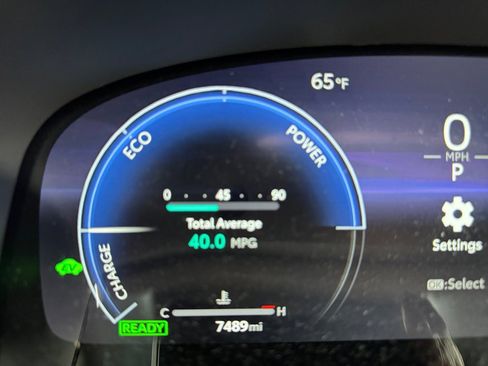 Used 2025 Toyota Camry XSE image 11