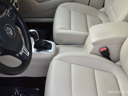 Used 2016 Volkswagen Tiguan SE AWD/4WD image 29