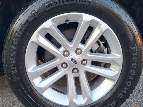 Used 2017 Ford Explorer FWD image 30