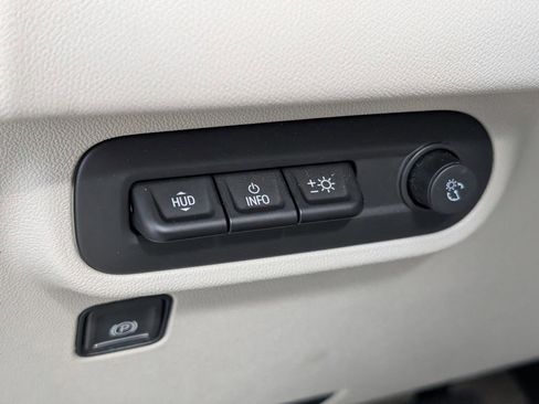 Used 2024 GMC Terrain Denali w/ Denali Premium Package image 23