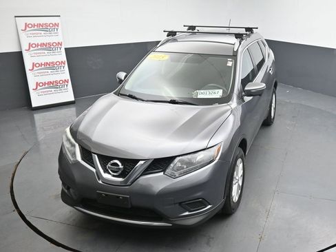 Used 2015 Nissan Rogue SV w/ SV Premium Package image 27