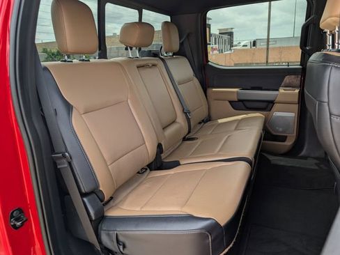 Used 2024 Ford F250 Lariat AWD/4WD image 27