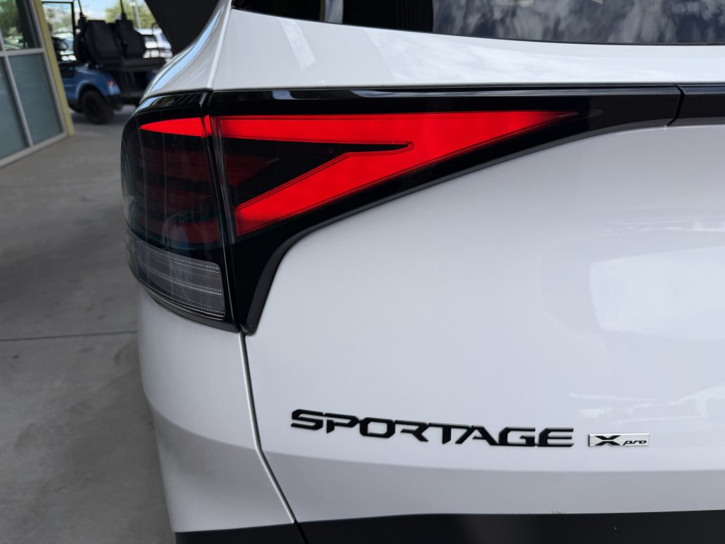 Used 2025 Kia Sportage X-Pro Prestige AWD/4WD image 14