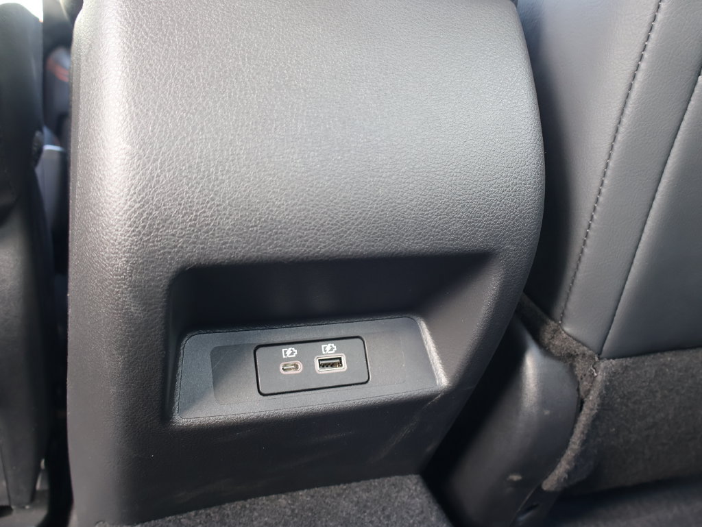 Used 2025 Nissan Altima 2.5 SR FWD image 9
