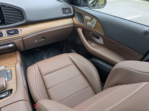 Used 2024 Mercedes-Benz GLE 450 4MATIC image 31
